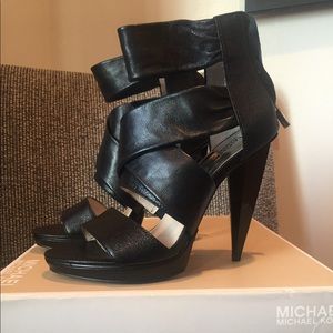 MK Heels